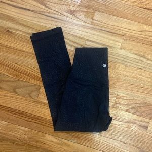 Black lulu leggings with a fun pattern